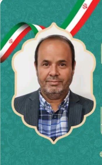محمد رجب‌زاده رئیس شبکه بهداشت و درمان عشق آباد شد به گزارش پایگاه عشق‌آباد خبر؛ در حکمی امیدبخش از سوی دکتر «محمود گنجی فرد»، رئیس دانشگاه علوم پزشکی بیرجند، «محمد رجب‌زاده» به عنوان رئیس شبکه بهداشت و درمان شهرستان عشق‌آباد منصوب شد. ایشان که پیش از این، با احساس مسئولیت و تلاش بی‌وقفه، سرپرستی این شبکه ارزشمند را بر عهده داشتند، اکنون با اعتماد و احترام بالاتر، رسالت خطیر هدایت رسمی این مجموعه را عهده‌دار می‌شوند. این انتصاب، نویدی است برای تداوم و تعالی خدمات سلامت در دیار مقدم الرضا ،فرهنگ‌پرور و دلاورپرور عشق‌آباد. پایگاه عشق‌آباد خبر در کنار تمامی مردم شریف این شهرستان، برای این همشهری عزیز، آرزوی تندرستی، سلامتی و توفیقات روزافزون در این مسیر پراهمیت را دارد. امید است در پرتو مدیریت ایشان، گام‌های بلند و مؤثری برای ارتقای سطح سلامت و رفاه هموطنان عزیز برداشته شود. ✍️ #پایگاه_عشق_آباد_خبر #عشق_آباد#بیرجند #بهداشت_و_درمان #انتصاب # ┄┅═☫ عشق آبادخبر ☫═┅┄ @eshkabar.